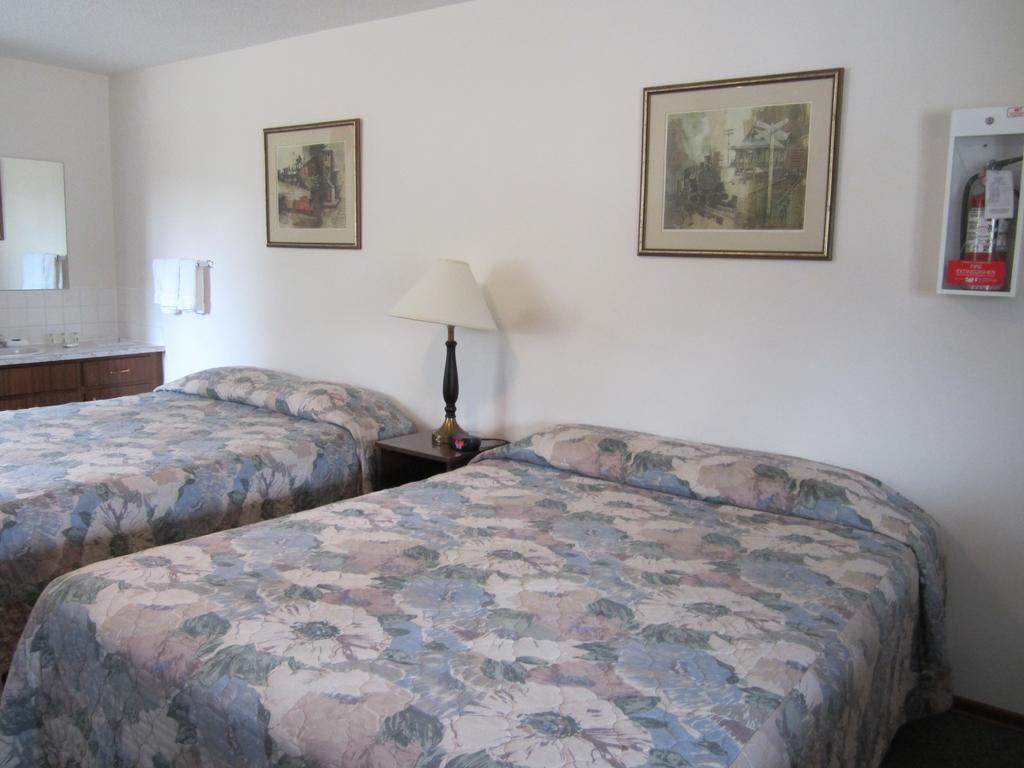 קאנמור The Gateway Inn חדר תמונה