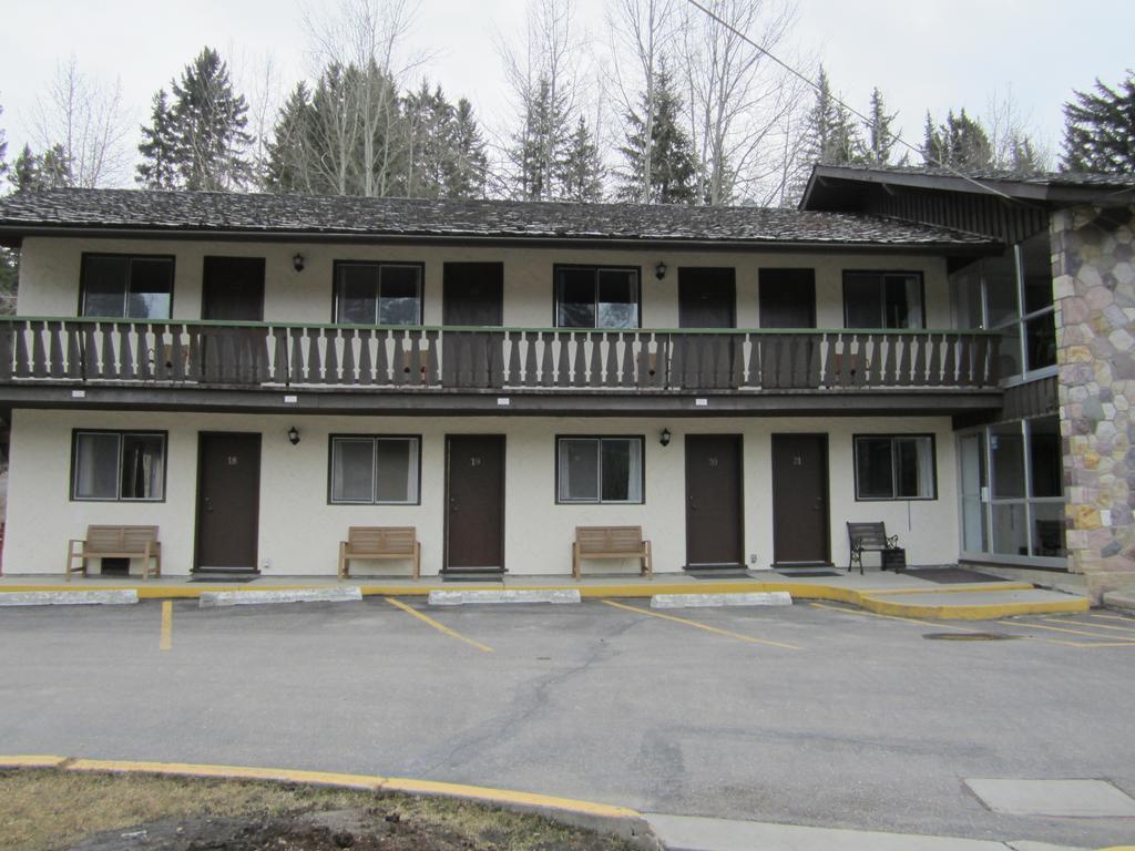 קאנמור The Gateway Inn מראה חיצוני תמונה